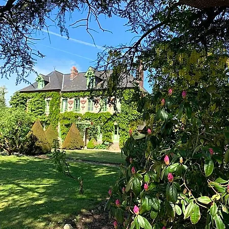 Le Clos Des Ifs Bed & Breakfast 3*